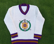 Cable knit v-neck white